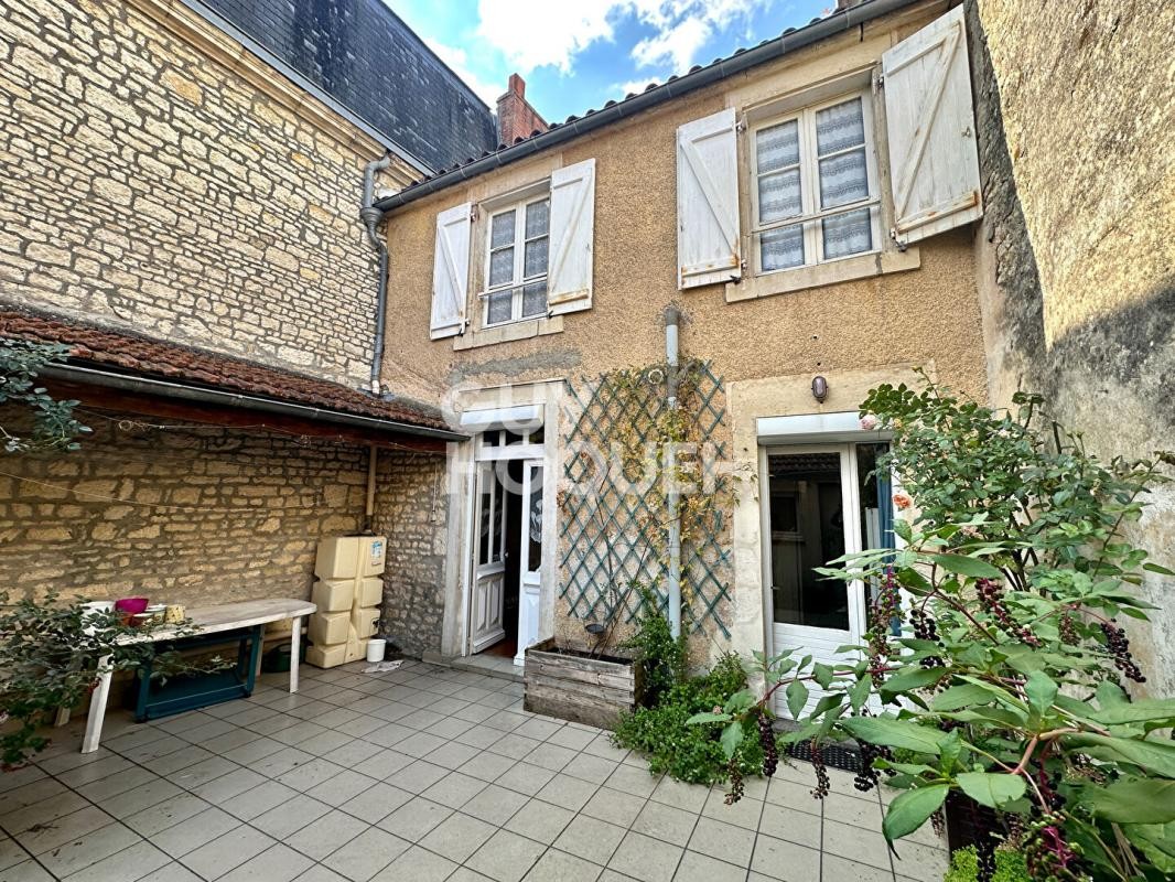 Vente Maison à Fontenay-le-Comte 7 pièces