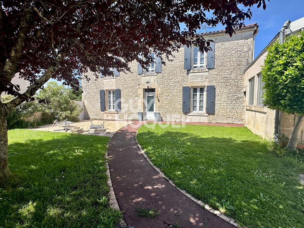 Vente Maison à Fontenay-le-Comte 5 pièces