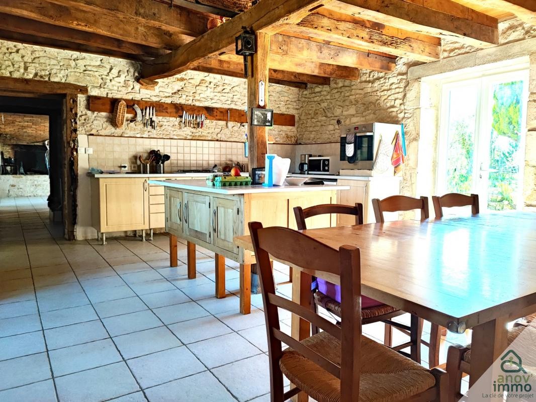 Vente Maison à Saint-Martin-l'Ars 12 pièces