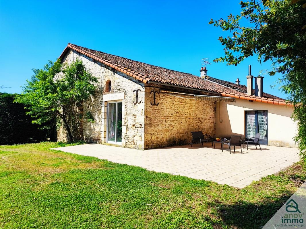 Vente Maison à Charroux 8 pièces