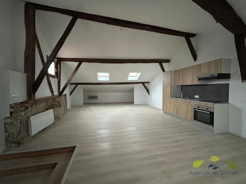 Vente Appartement à Saint-Léonard-de-Noblat 2 pièces