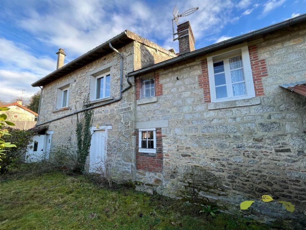 Vente Maison à Saint-Amand-Jartoudeix 6 pièces