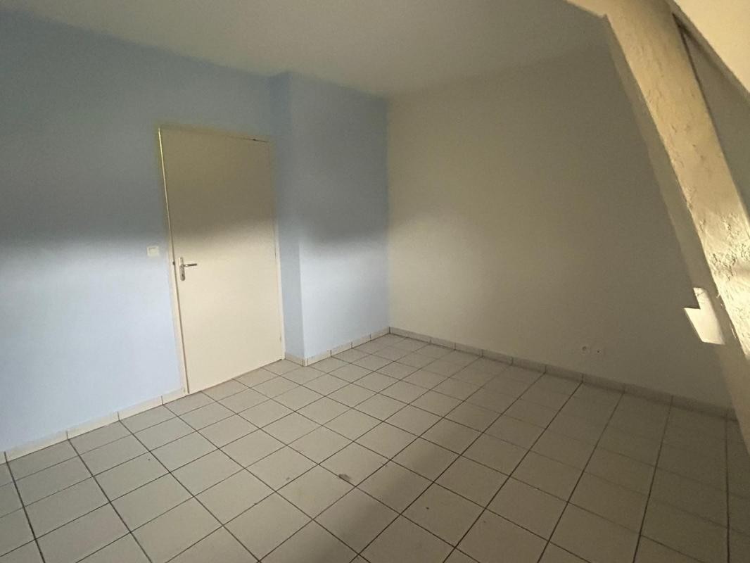 Location Appartement à Bléneau 3 pièces