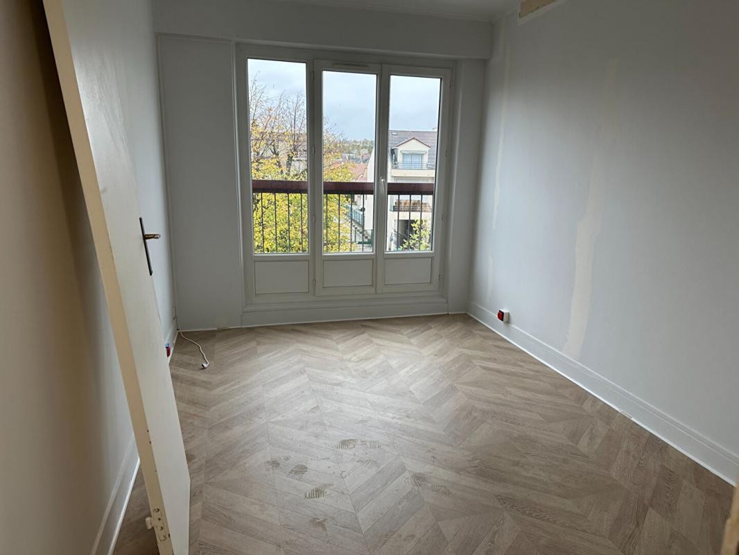 Location Appartement à Chilly-Mazarin 5 pièces