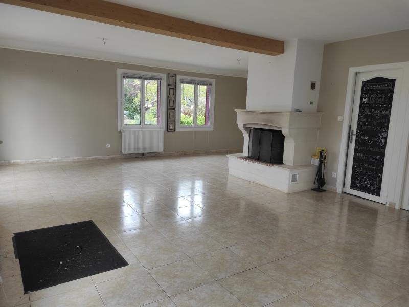 Vente Maison à Saint-Denis-de-l'Hôtel 7 pièces