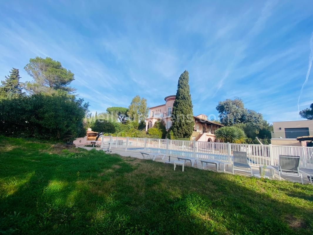 Vente Maison à Grimaud 20 pièces