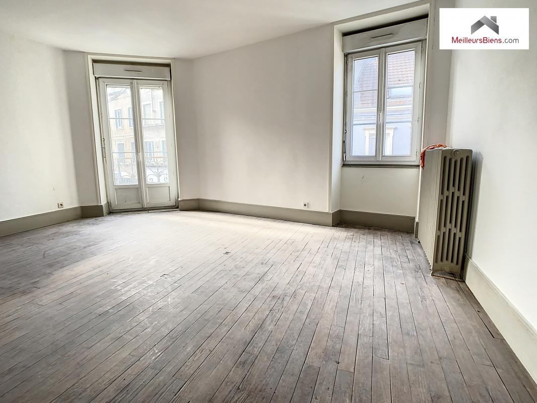 Vente Appartement à Montceau-les-Mines 11 pièces