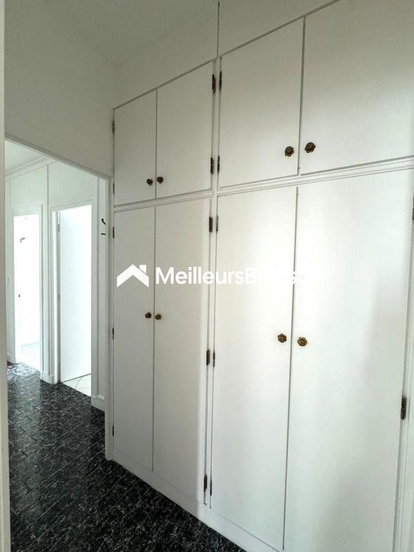 Location Appartement à Paris Ménilmontant 20e arrondissement 2 pièces