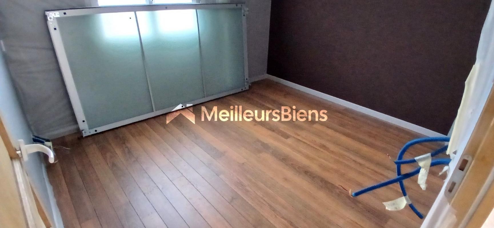 Vente Maison à Saint-Laurent-du-Pont 3 pièces