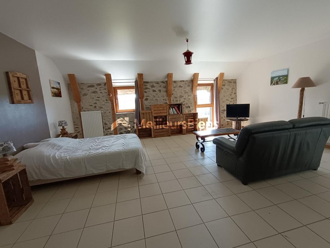 Vente Maison à la Tour-d'Auvergne 21 pièces