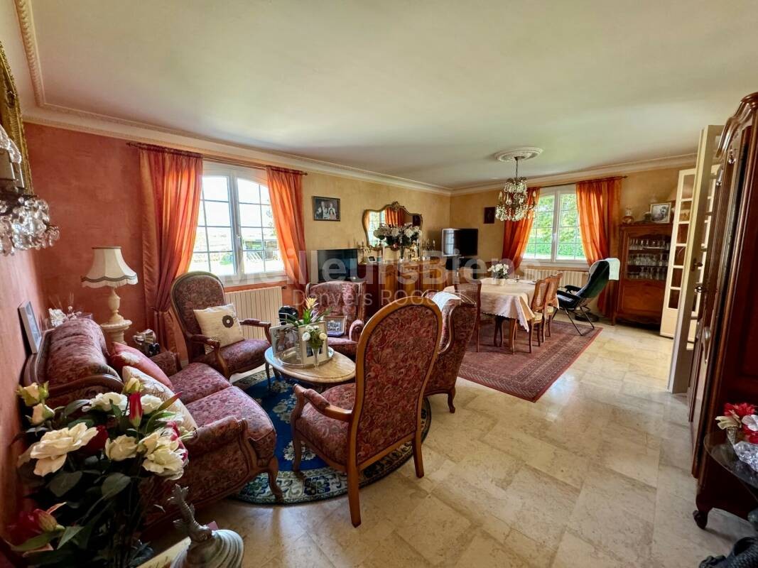 Vente Maison à Laval 7 pièces