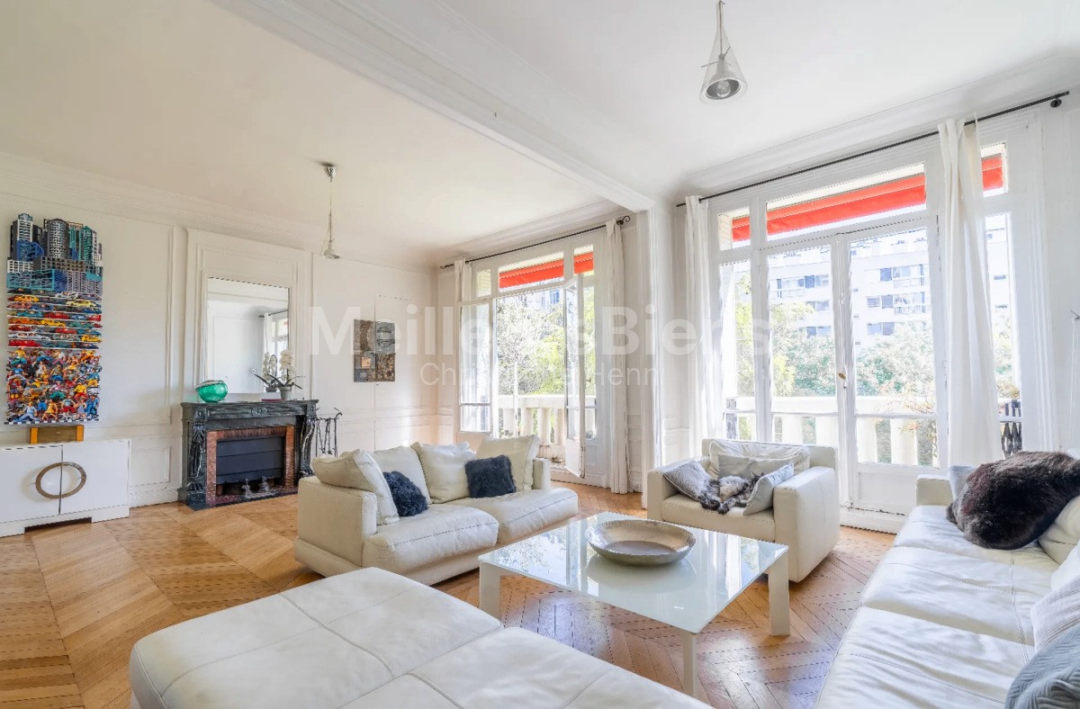 Vente Appartement à Paris Passy 16e arrondissement 7 pièces