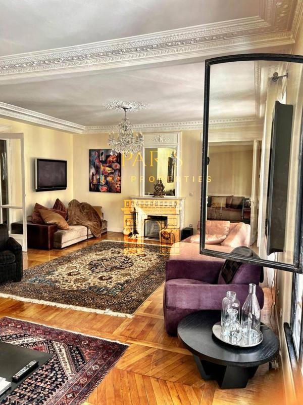 Vente Appartement à Paris Batignolles-Monceaux 17e arrondissement 7 pièces