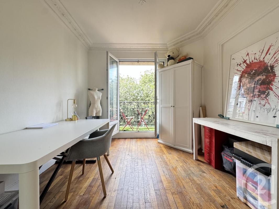 Vente Appartement à Paris Butte-Montmartre 18e arrondissement 3 pièces