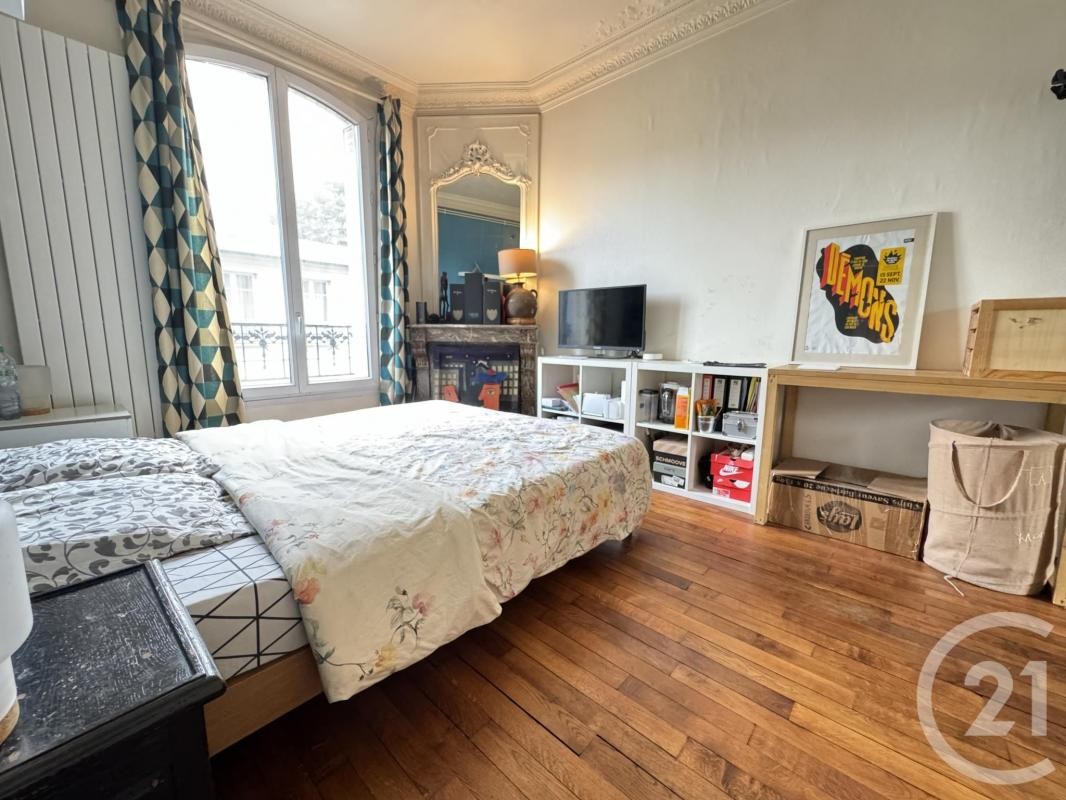 Vente Appartement à Paris Butte-Montmartre 18e arrondissement 3 pièces