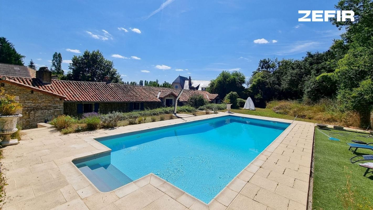 Vente Maison à Poitiers 9 pièces