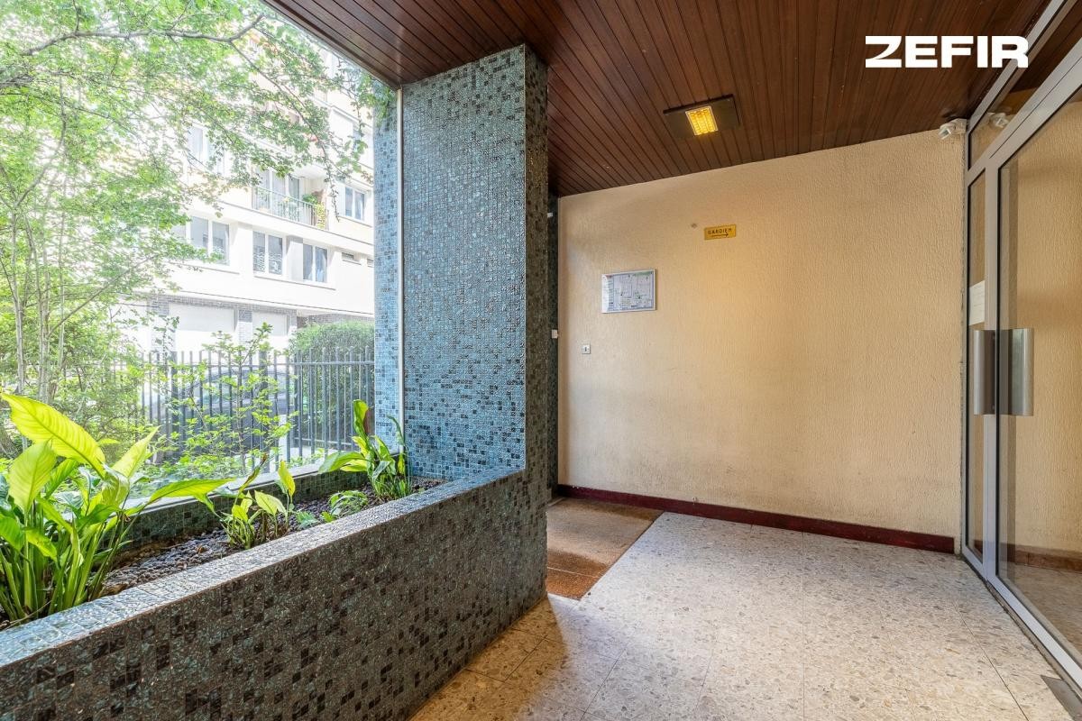 Vente Appartement à Paris Butte-Montmartre 18e arrondissement 1 pièce