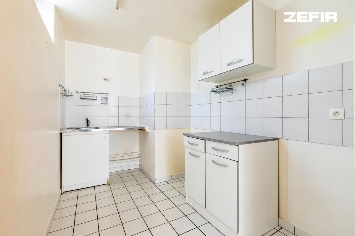 Vente Appartement à Paris Buttes-Chaumont 19e arrondissement 2 pièces