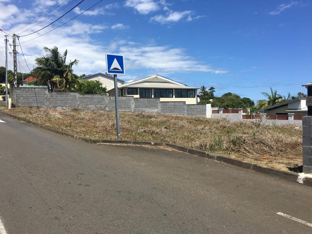 Vente Terrain à Saint-Pierre 0 pièce