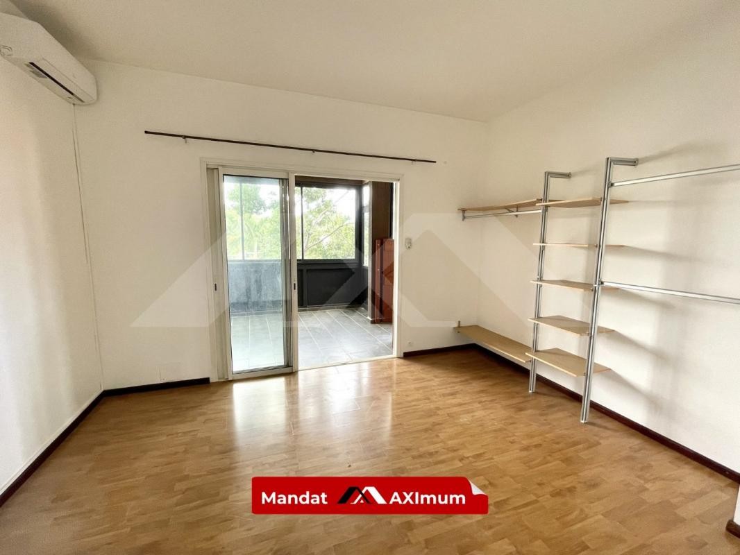 Location Appartement à Saint-Pierre 5 pièces