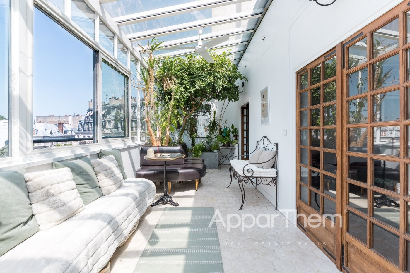 Vente Appartement à Paris Entrepôt 10e arrondissement 5 pièces