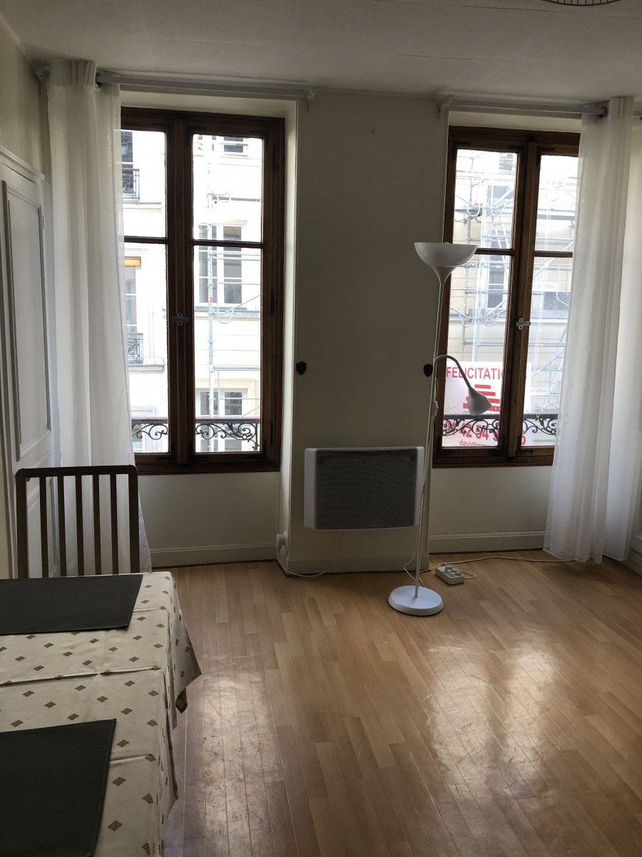 Location Appartement à Paris Reuilly 12e arrondissement 2 pièces