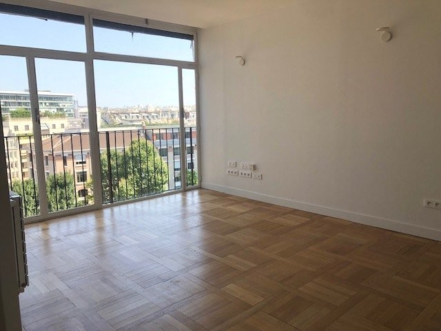 Location Appartement à Paris Vaugirard 15e arrondissement 4 pièces