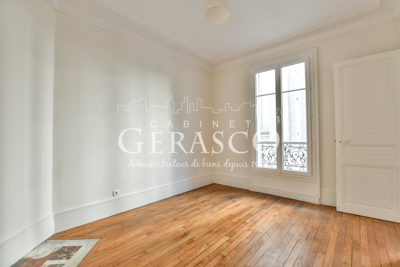 Location Appartement à Paris Vaugirard 15e arrondissement 2 pièces