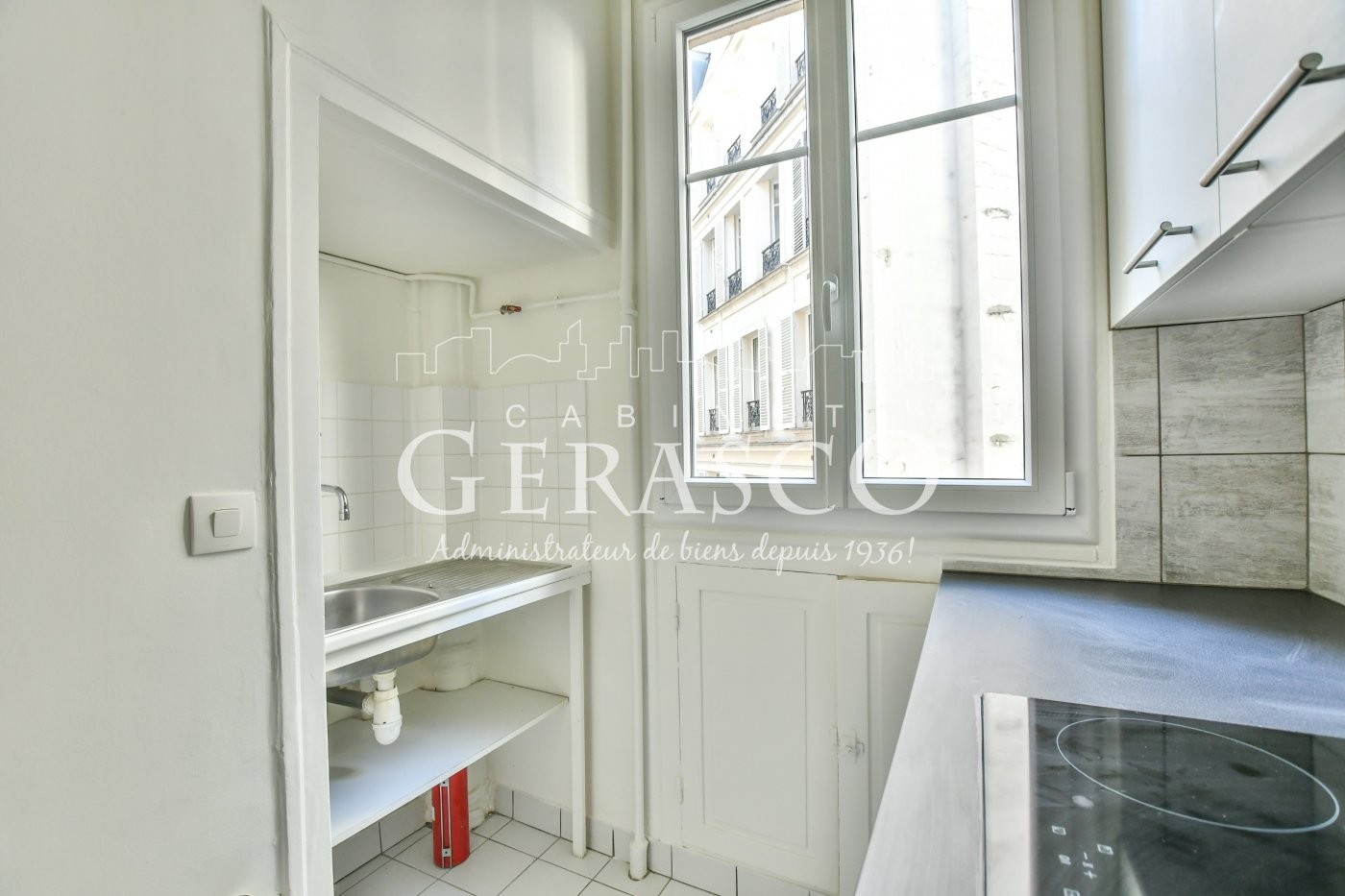 Location Appartement à Paris Vaugirard 15e arrondissement 2 pièces