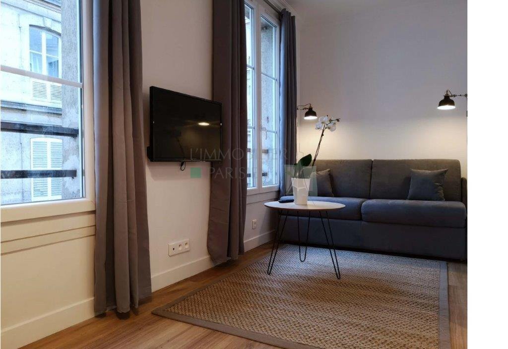 Location Appartement à Paris Élysée  8e arrondissement 1 pièce