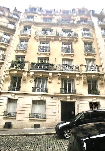 Location Appartement à Paris Butte-Montmartre 18e arrondissement 3 pièces