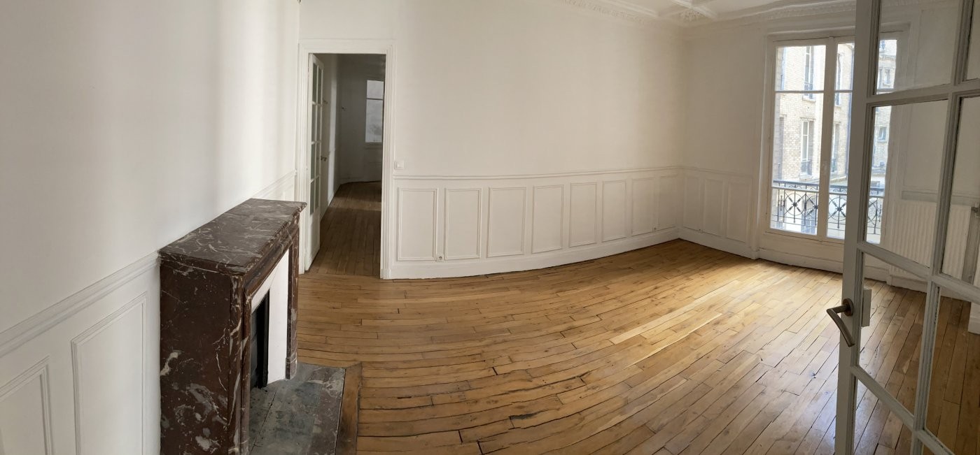 Vente Appartement à Paris Buttes-Chaumont 19e arrondissement 4 pièces