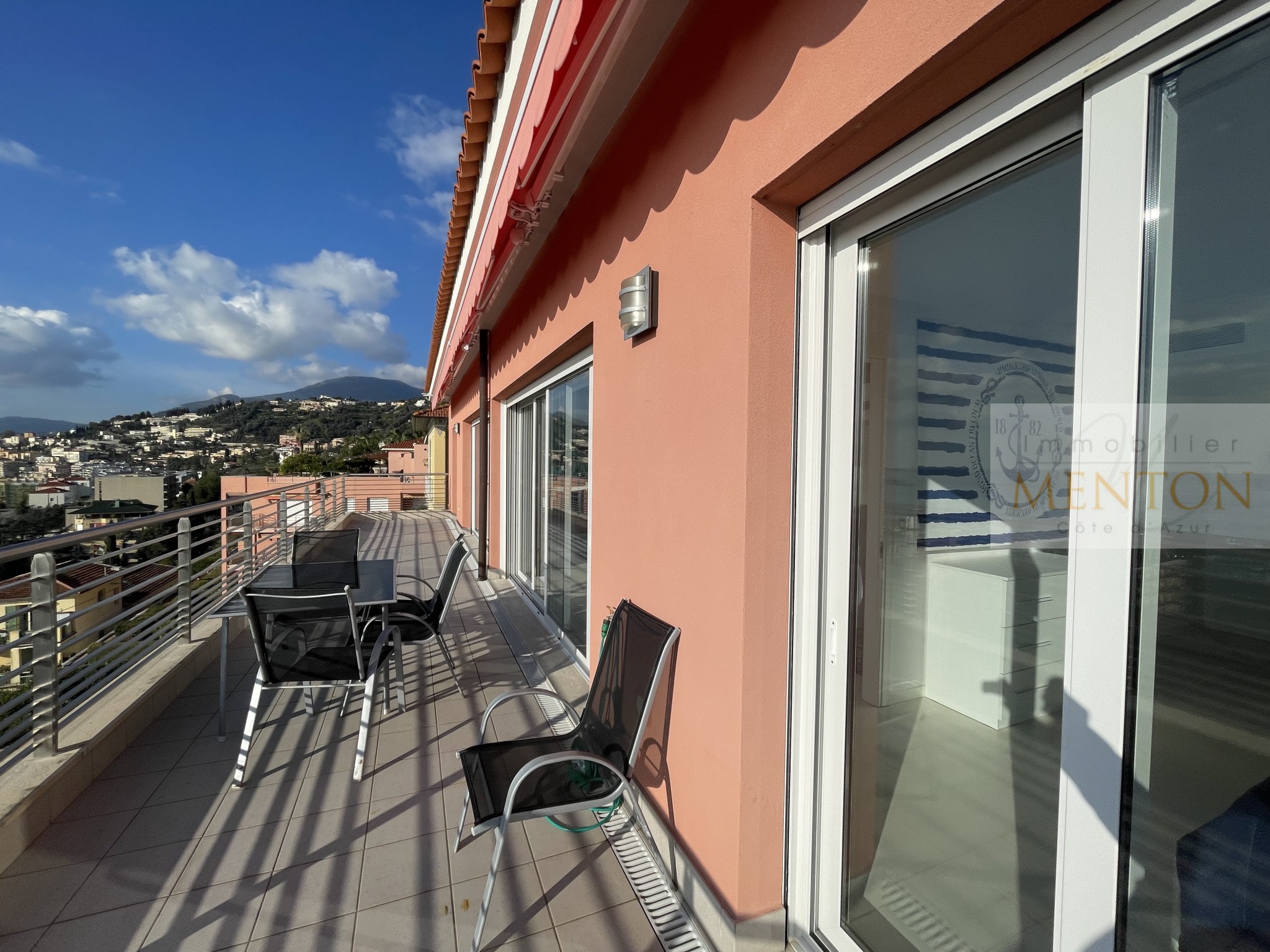 Vente Appartement à Menton 4 pièces