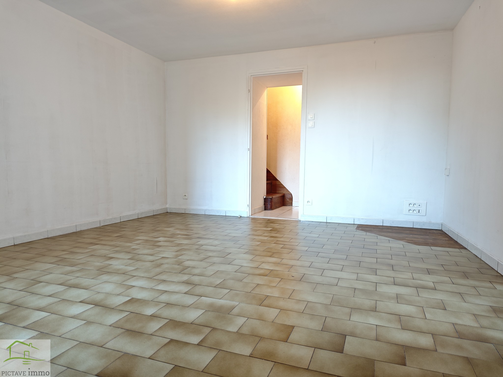 Location Appartement à Lezay 3 pièces