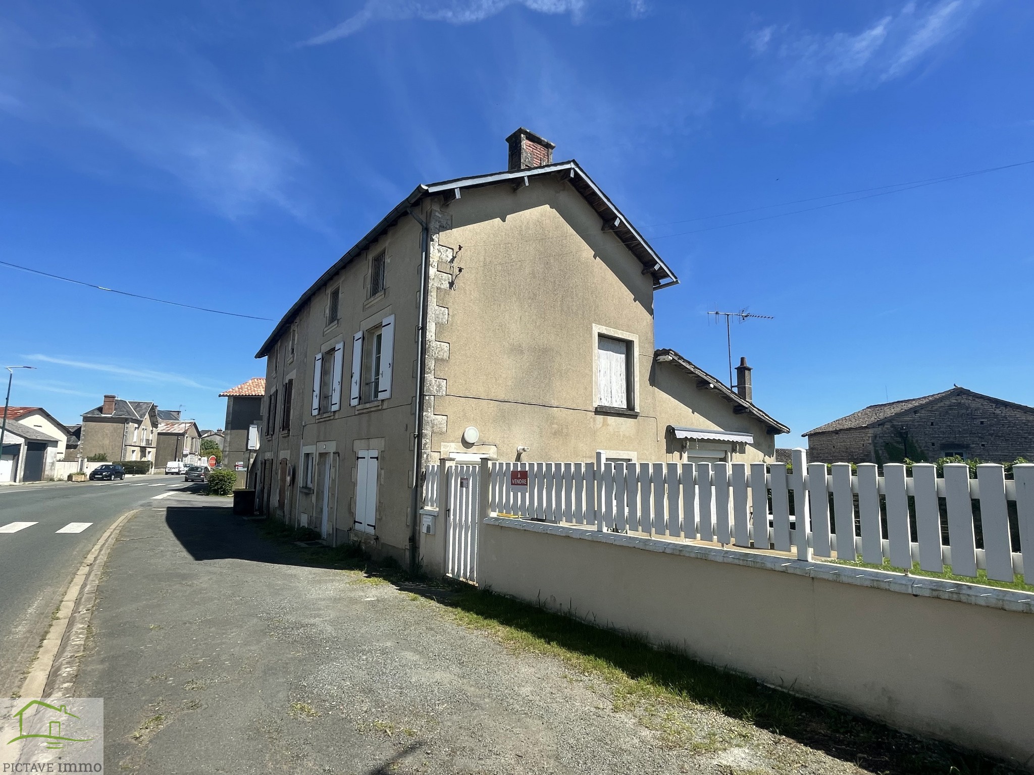 Vente Maison à Rouillé 5 pièces