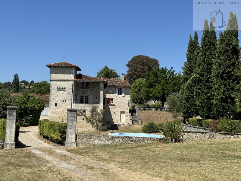 Vente Maison à Aubeterre-sur-Dronne 8 pièces