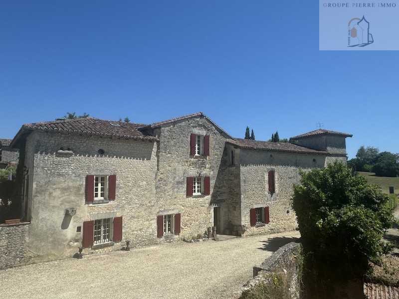 Vente Maison à Aubeterre-sur-Dronne 8 pièces