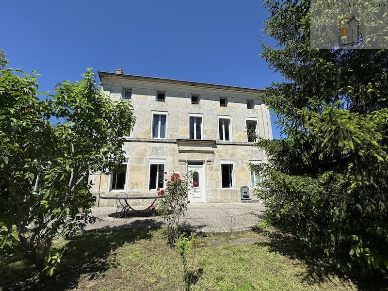 Vente Maison à Jarnac 8 pièces