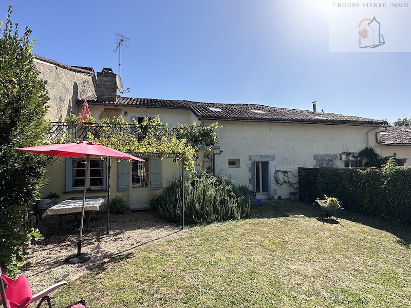 Vente Maison à Aubeterre-sur-Dronne 6 pièces