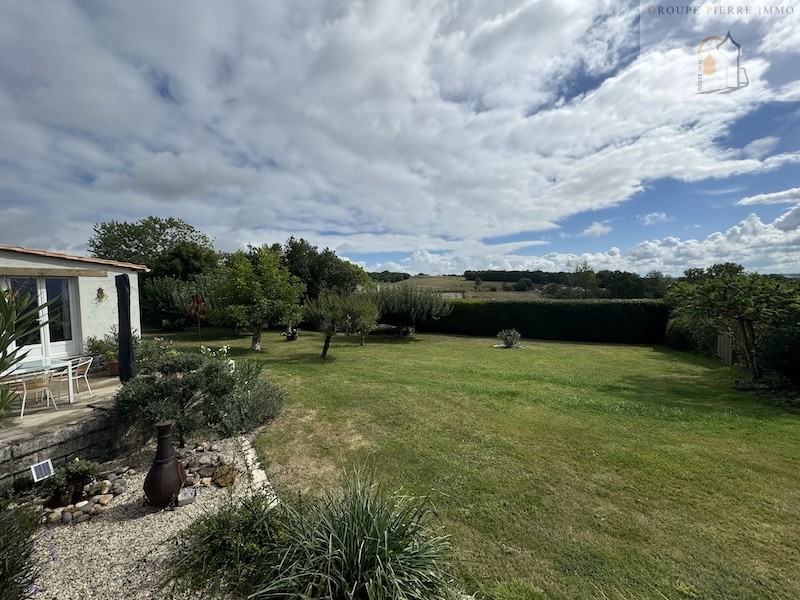 Vente Maison à Aubeterre-sur-Dronne 6 pièces