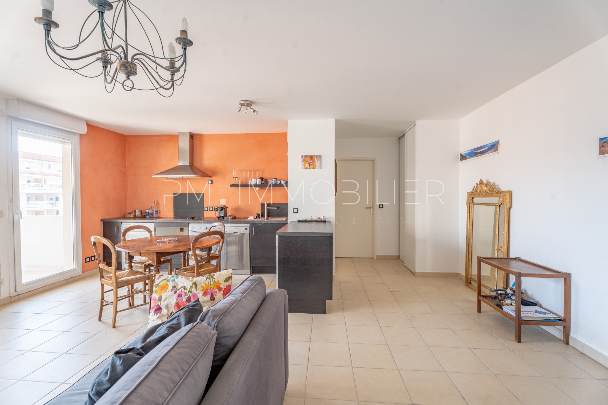 Vente Appartement à Marseille 8e arrondissement 3 pièces