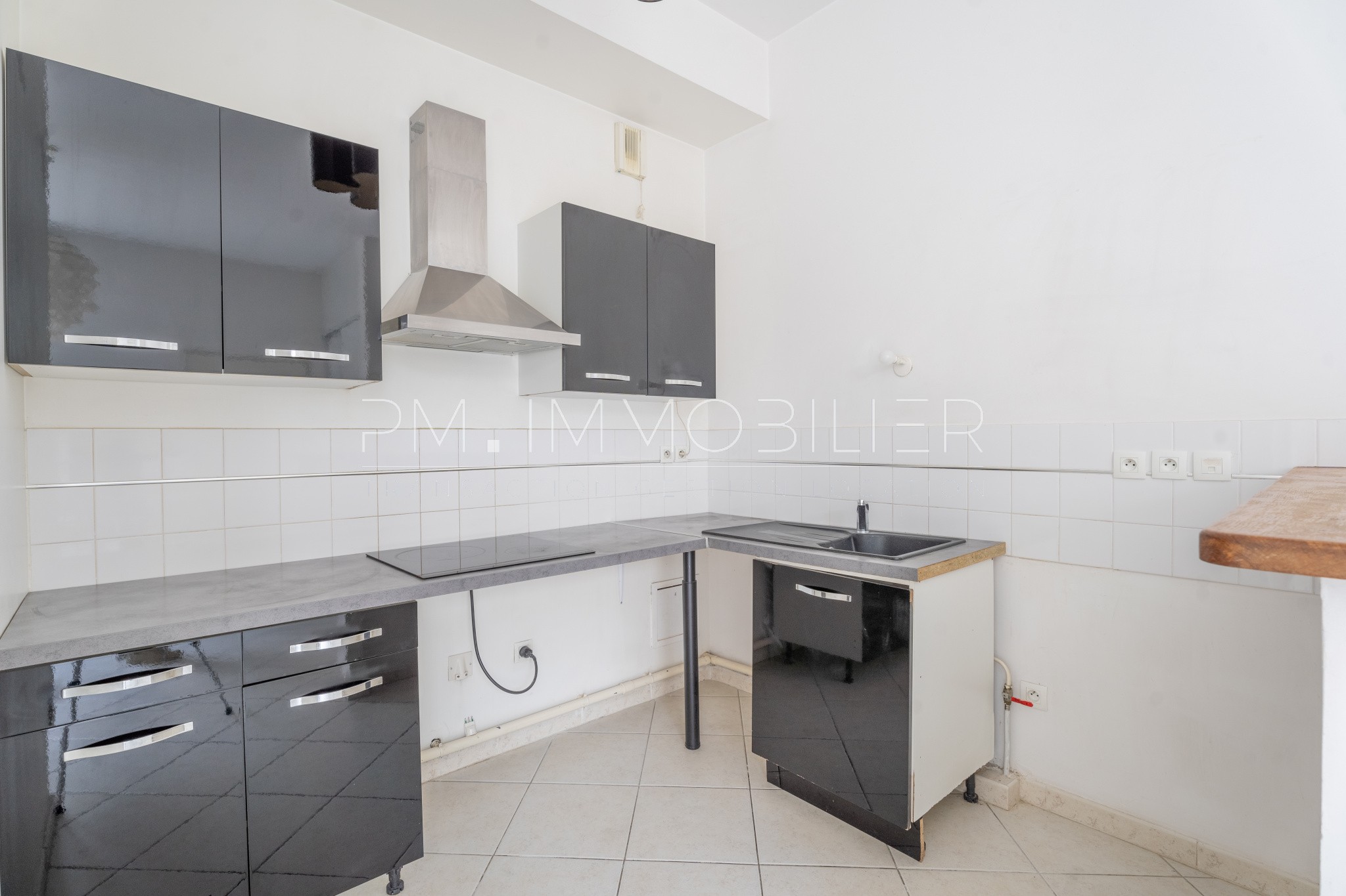 Vente Appartement à Marseille 8e arrondissement 3 pièces