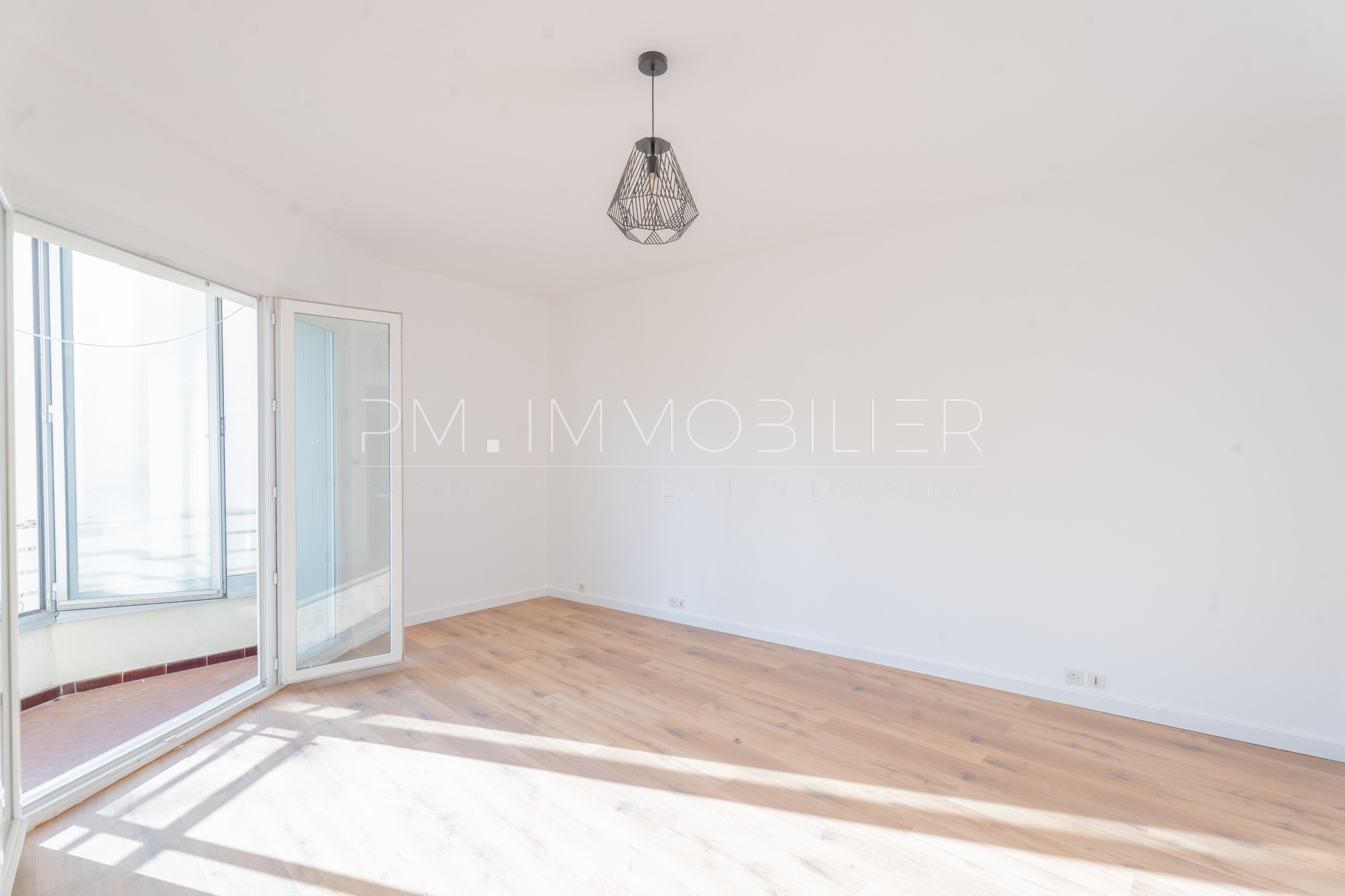 Vente Appartement à Marseille 5e arrondissement 3 pièces