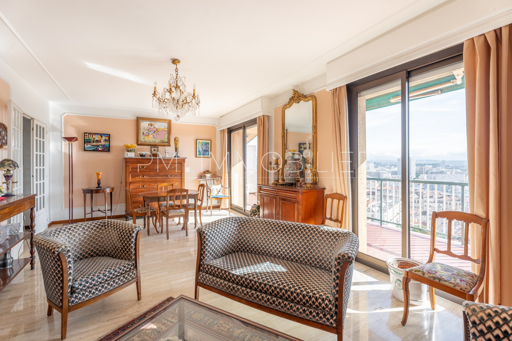 Vente Appartement à Marseille 6e arrondissement 4 pièces