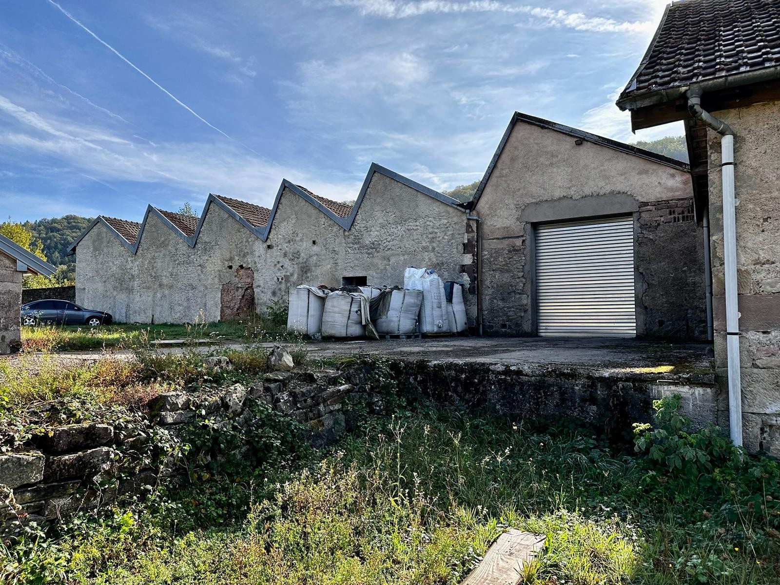 Vente Garage / Parking à Saint-Bresson 0 pièce