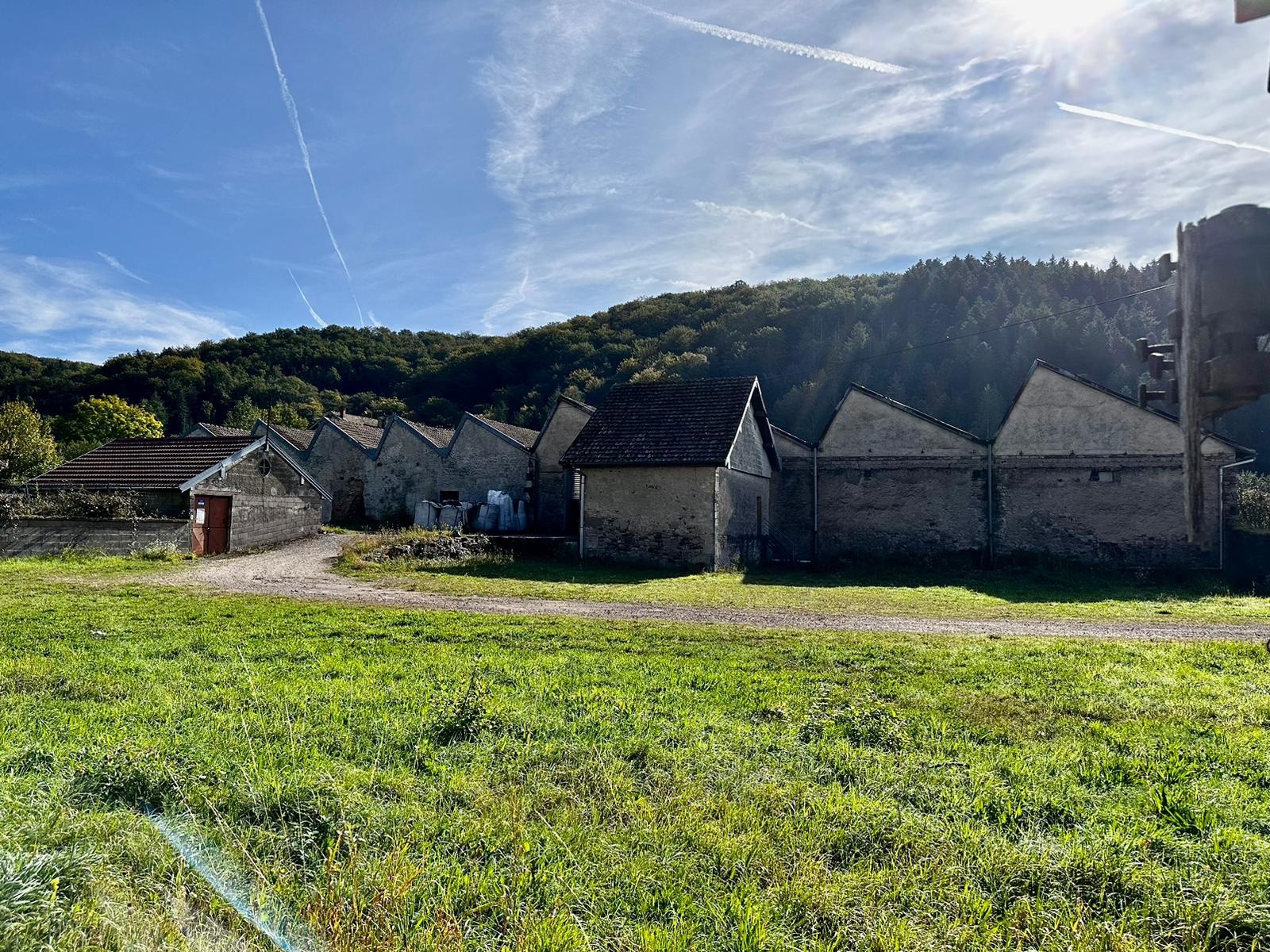 Vente Garage / Parking à Saint-Bresson 0 pièce