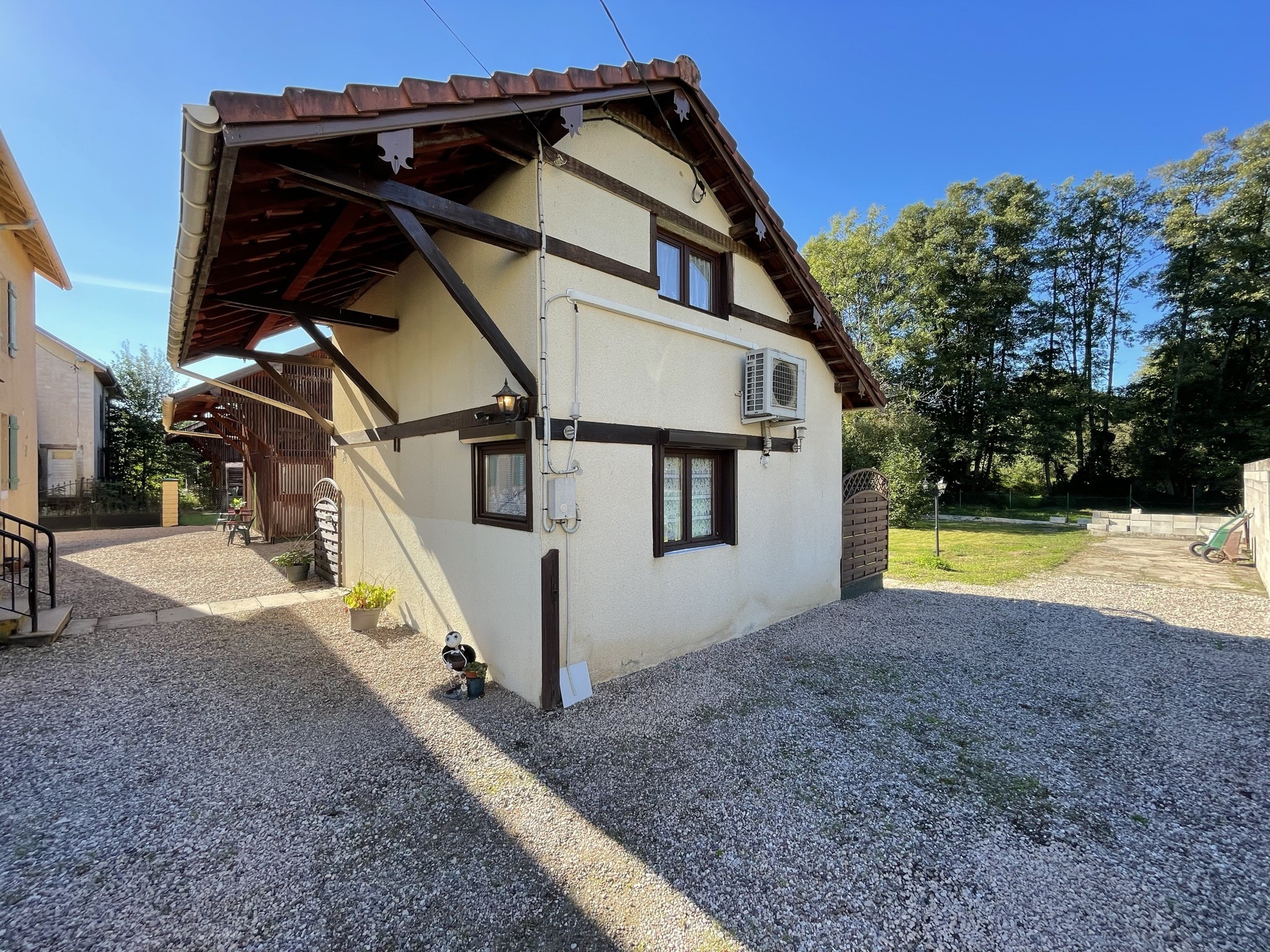 Vente Maison à Fontaine-lès-Luxeuil 12 pièces