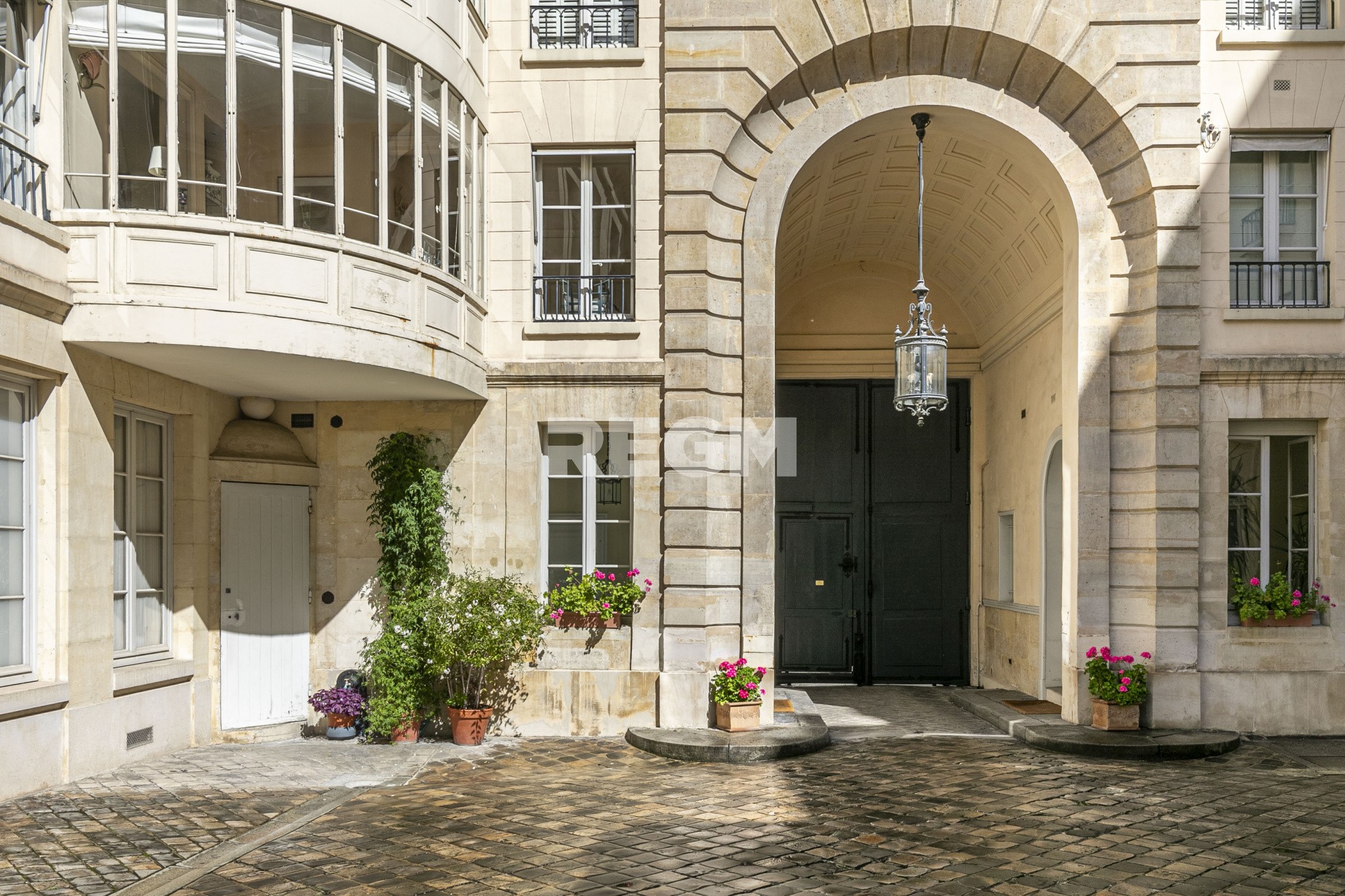 Vente Appartement à Paris Palais-Bourbon 7e arrondissement 4 pièces