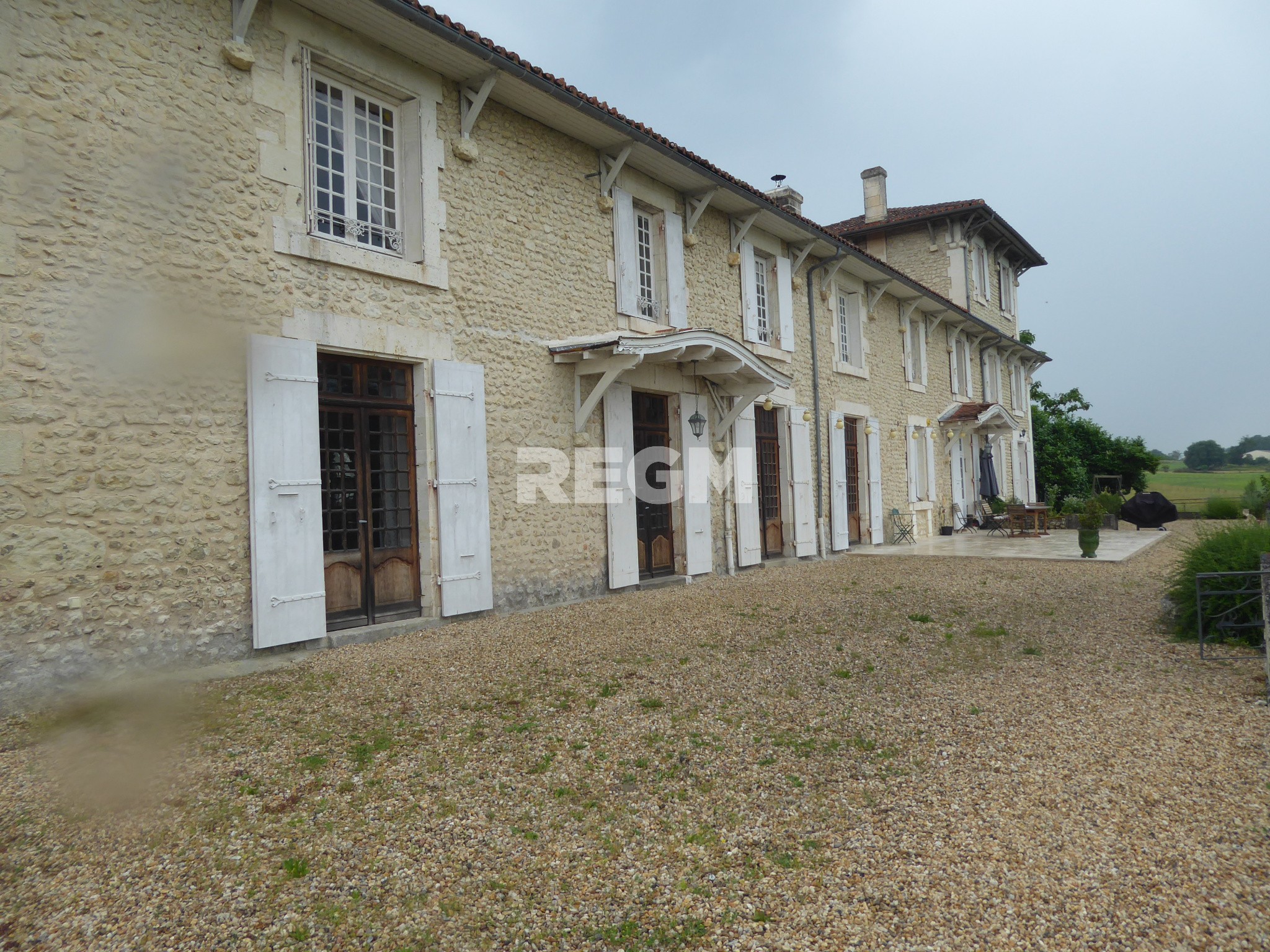 Vente Maison à Chalais 10 pièces