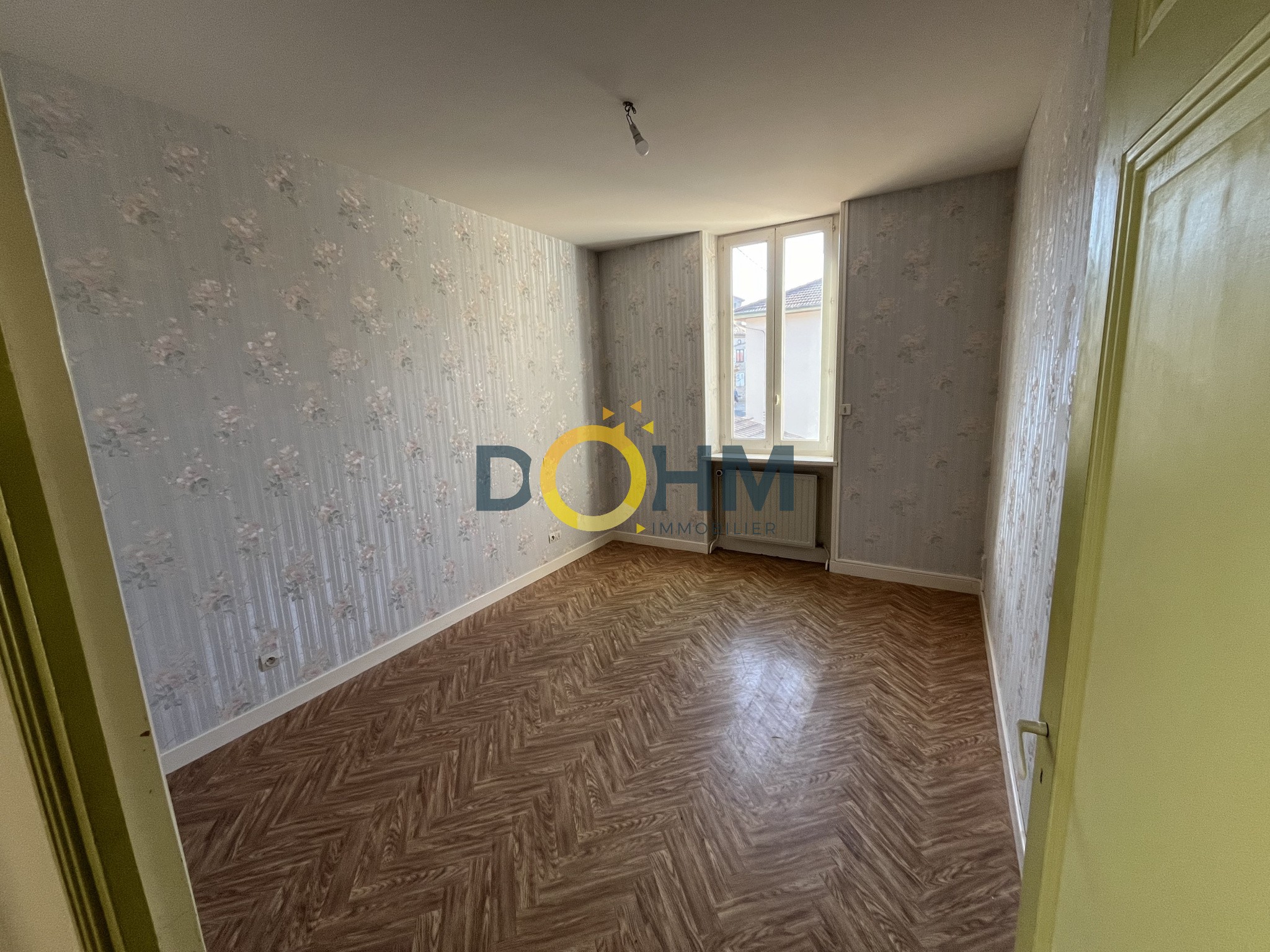 Location Appartement à Saint-Bonnet-le-Château 4 pièces